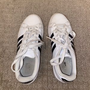 Women’s Adidas sneakers